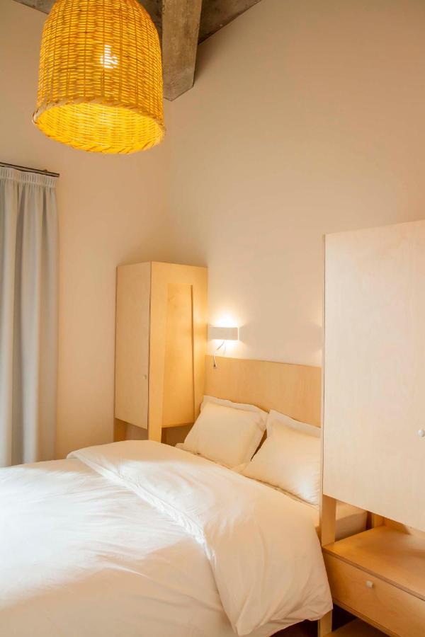 Une Chambre A L'Economat บอร์โด ภายนอก รูปภาพ